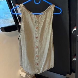 Women's Sleeveless Top